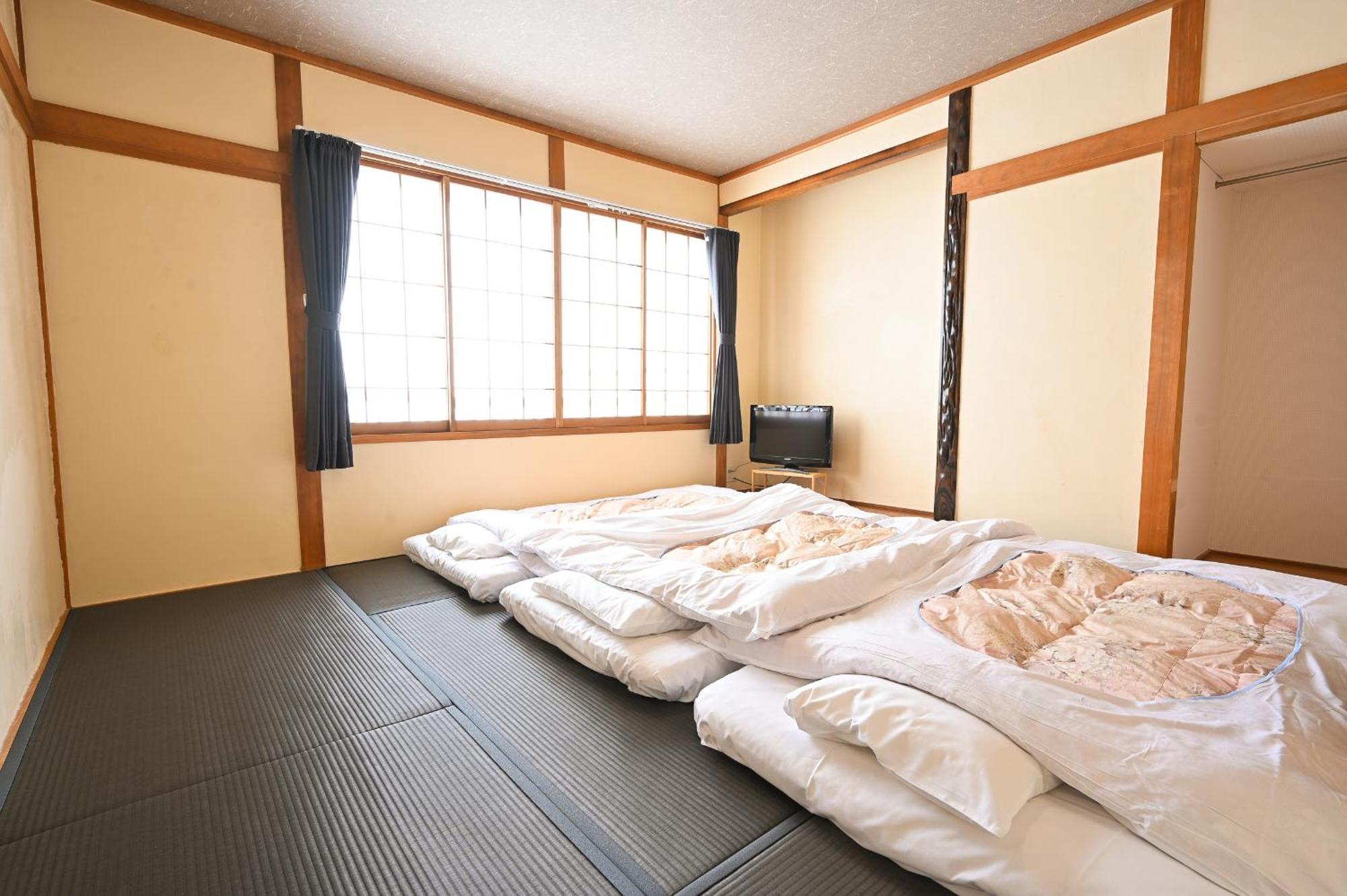 Huette Jil Shirakabako Hostel Chino Buitenkant foto